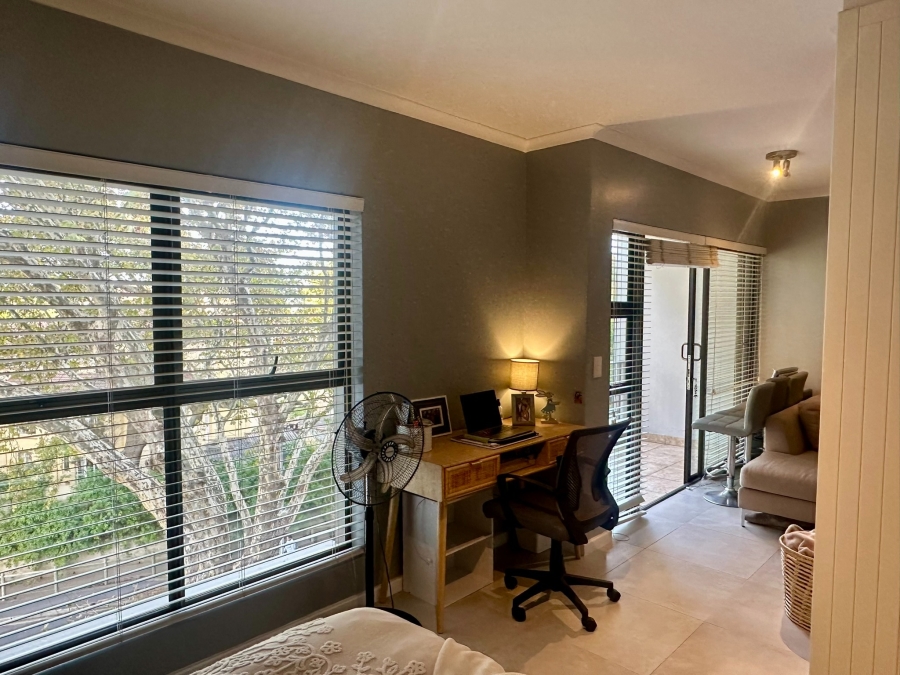 To Let 1 Bedroom Property for Rent in Rondebosch Western Cape
